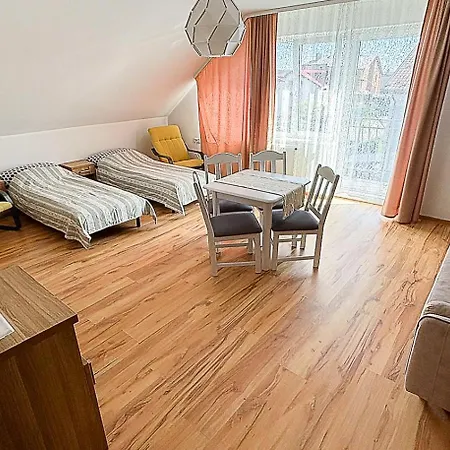 Jojo Rum i privatbostad Karwia